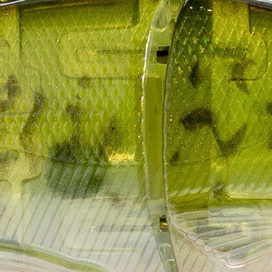 Lew's MachShad Fishing Lure, Lipless Jointed Swimbait, Realistic Swimming Action, Slow Sinking, Size 4 Mustad KVD Elite Short Triple Grip Treble Hooks