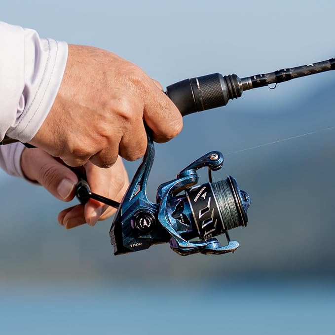 KastKing Kestrel SE Spinning Fishing Reel, 5oz Ultralight SFS Spinning Reel, High Strength Sycron Construction, 7+1 MaxiDur Double Shielded BB, Aerodynamic Reel Rotor, 13.2 Lbs Max Drag