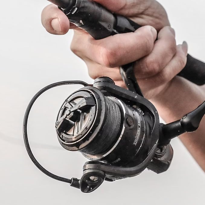 Handing M1 Pro Saltwater Spinning Reel, Freshwater & Saltwater Fishing Reel, Sealed Water-Resistant Design, Up to 33 lbs Max Drag Power, CNC Aluminum Spool & Handle, 9+1 Stainless Steel Bearings