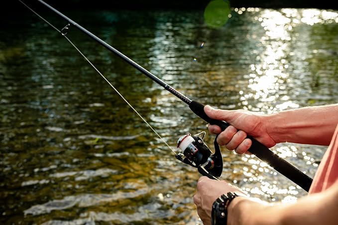 Ugly Stik 6’6” GX2 Spinning Rod, Three Piece Spinning Rod, 6-15lb Line Rating, Medium Rod Power, Moderate Fast Action, 1/8-5/8 oz. Lure Rating