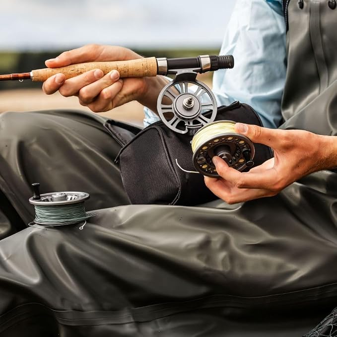 Snowbee Classic 2 Fly Reel – #7/8 Large Arbor, Fibreglass‑Reinforced Nylon Body, Rear Drag, Quick‑Release Spool, Suitable for Stillwater & Reservoir Trout Fishing