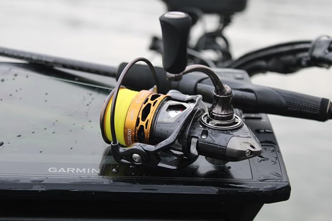 Lew’s Custom Lite 200 SS Spinning Fishing Reel, Size 200 Reel, 10+1 Bearings, 6.2:1 Gear Ratio, Tanso Tech Frame, Shallow Spool, Aluminum Speed Gears, Hybrid Carbon Drag, Reversible Retrieve, Gray