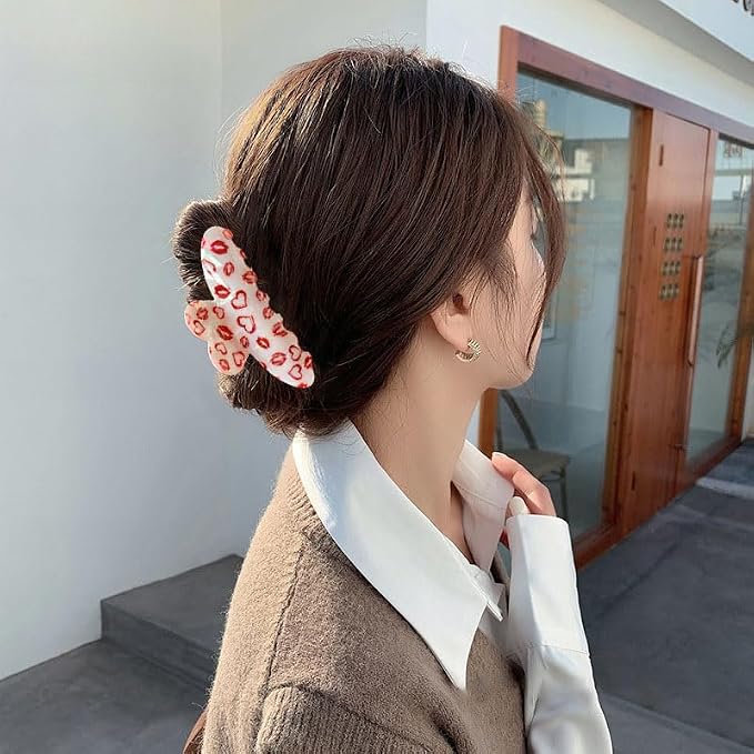 Heart Hair Claw Clips for Women, Red Heart Sexy Lips Design Hair Clips for Thick Thin Hair, Laser Acrylic No-Slips Claw Clips Strong Hold Large Hair Barrette Clips for Women Hair Accessories