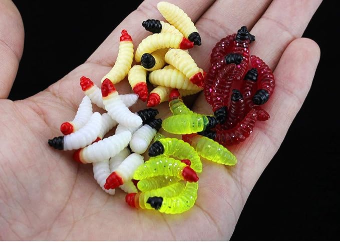 200PCS Soft Plastic Bass Fishing Worms Lures Artificial Maggot Baits Bread Worm Fishing Lure Fake Fishing Bait Realistic Maggots Bread Worm Artificial Worms Fishing Lures for Fishing and Prank Props A