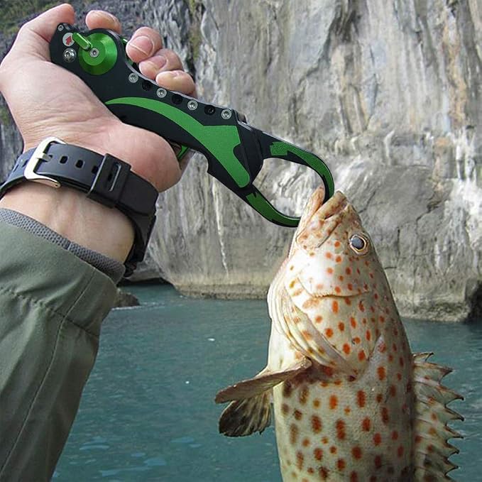 Night Cat Folding Fishing Lip Gripper Grabber Grip with Sheath Foldable Collapsible Fish Holder Control Accessories Portable Lightweight Aluminium Alloy 110lbs Loading Capacity