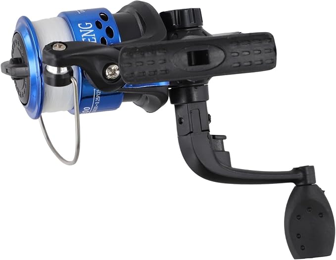 Fishing reel with lightweight 153g construction, 5 2 1 gear ratio for quick line retrieval and various fishing applications