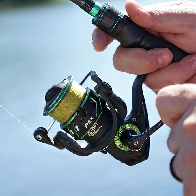 Piscifun Viper X Spinning Reels, Carbon Fiber 33LBs Max Drag, 10+1 Shielded BB, Saltwater Freshwater Spinning Fishing Reel, 5.2:1/6.2:1