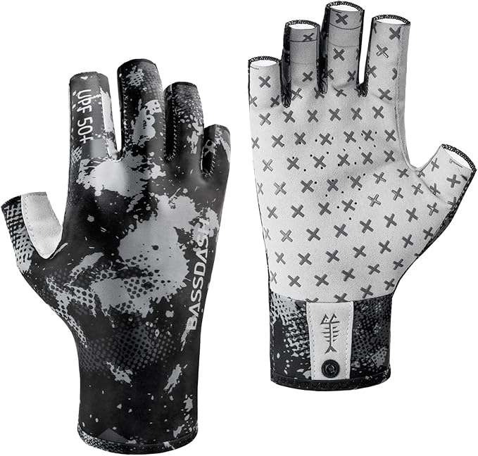 BASSDASH 3/4 Finger UPF 50+ Sun Gloves Breathable Anti-Slip Silicone Palm for Men Women Fishing Fingerless Cycling Running