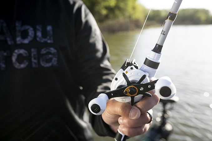 Abu Garcia Max Pro Low Profile Baitcast Fishing Reel