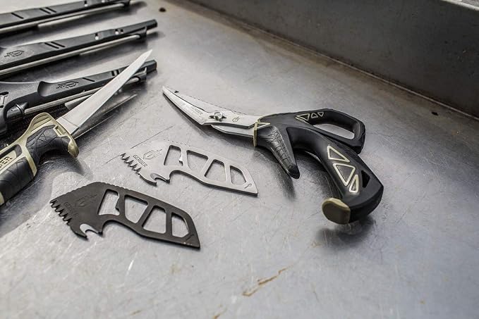 Gerber Gutsy Freshwater Fish Gut Hook Multi-Tool - Silver