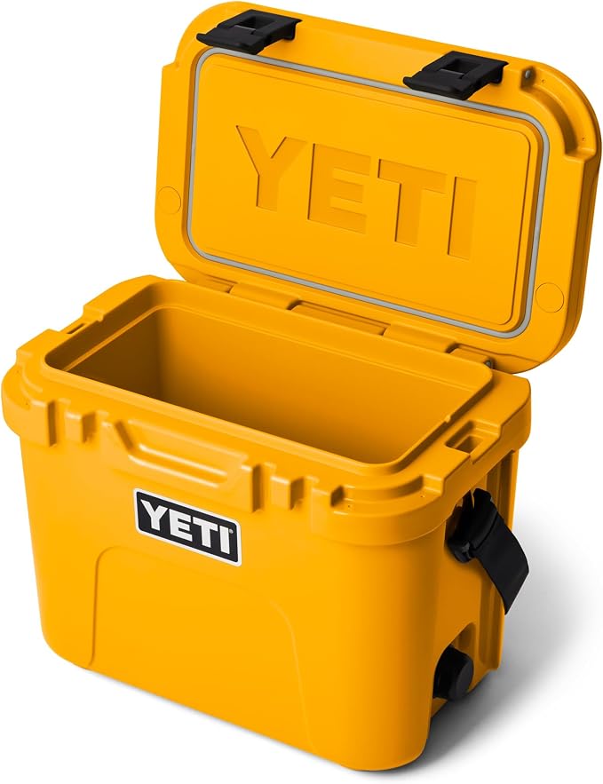 YETI Roadie 15 Hard Cooler with DoubleDuty Shoulder Strap