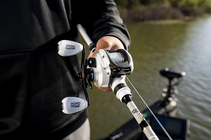 Abu Garcia Max Pro Low Profile Baitcast Fishing Reel
