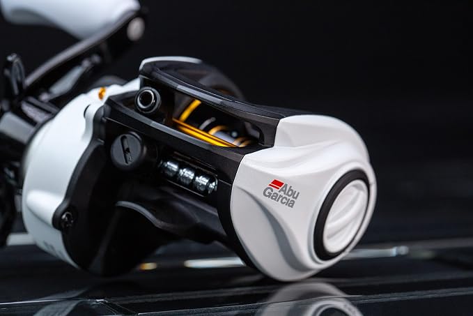 Abu Garcia Max Pro Low Profile Baitcast Fishing Reel