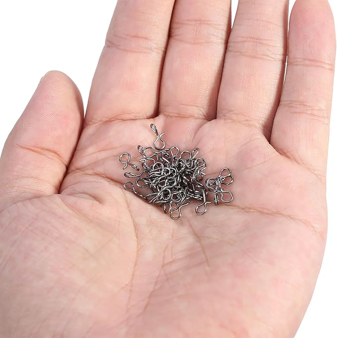 50pcs Fishing Clips, Black Stainless Steel Quick Release Small Fly Hook Lure Fishing Snaps for Lures Hooks and Terminal Tools (S)