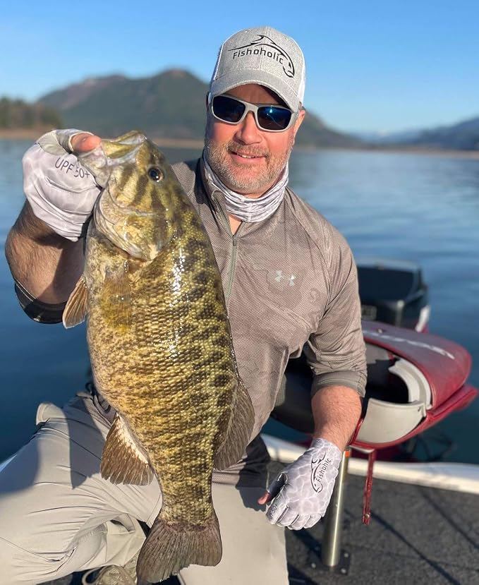 Fishoholic UPF50+ Fingerless Fishing Gloves - Sticky Grip Sun Protection Glove - Kayaking Paddling or Rowing