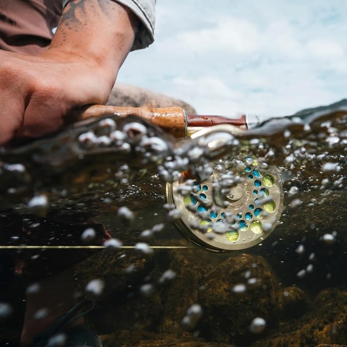 Redington Classic Trout Fly Reel – Lightweight Click-and-Pawl Trout Reel, Large Arbor, CNC Machined Aluminum