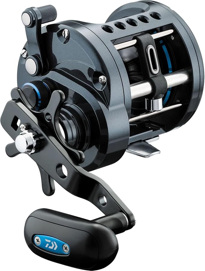 Daiwa STTLW30HB Saltist LW Levelwind Conventional Reel