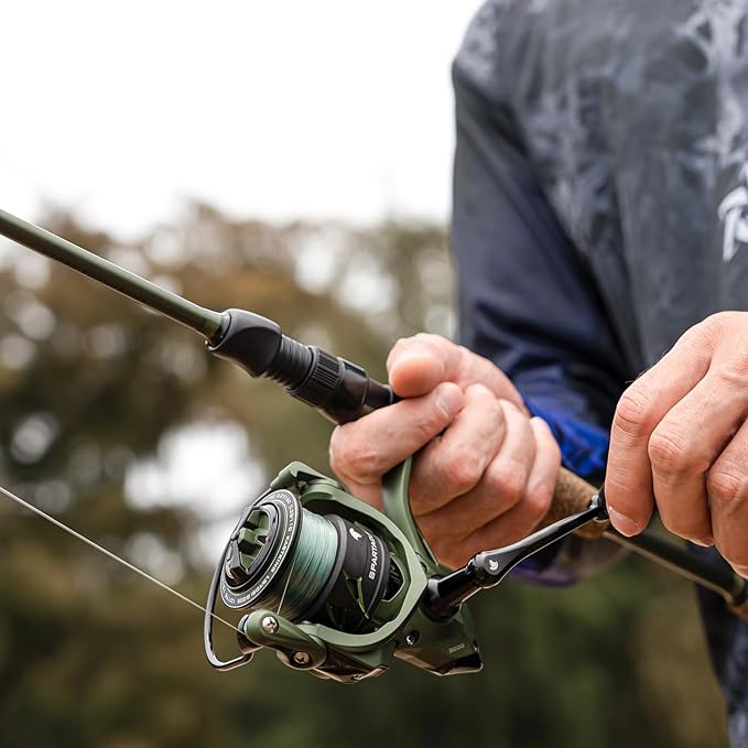 KastKing Spartacus II Spinning Fishing Reel Combo,7'3" M,3000 Reel, KastKing Superpower Braided Fishing Line,Low-Vis Gray,20 LB,327 Yds