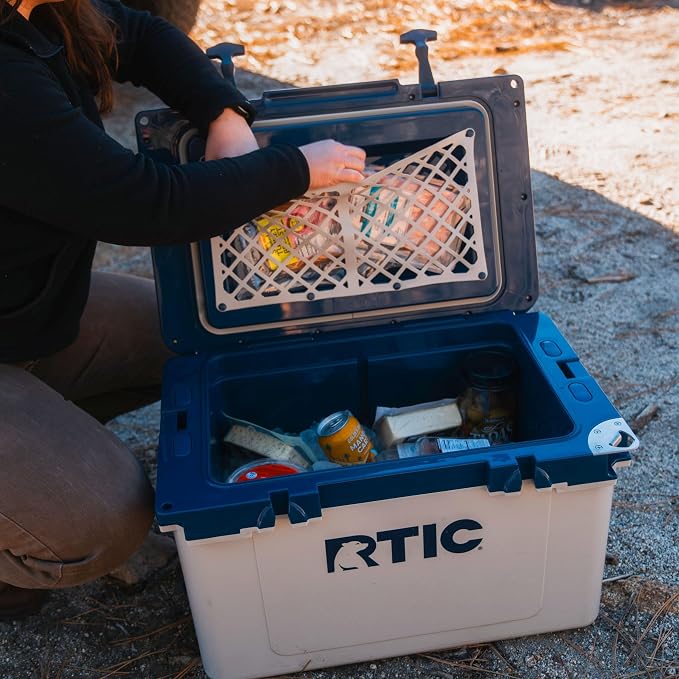 RTIC Ultra-Light 32 Quart Lightweight Hard Cooler, Insulated Portable Ice Chest 13 lbs, 48-Can Capacity, 5-Day Ice Retention, for Camping, Fishing, Beach, Boat, Picnic, Day Trip