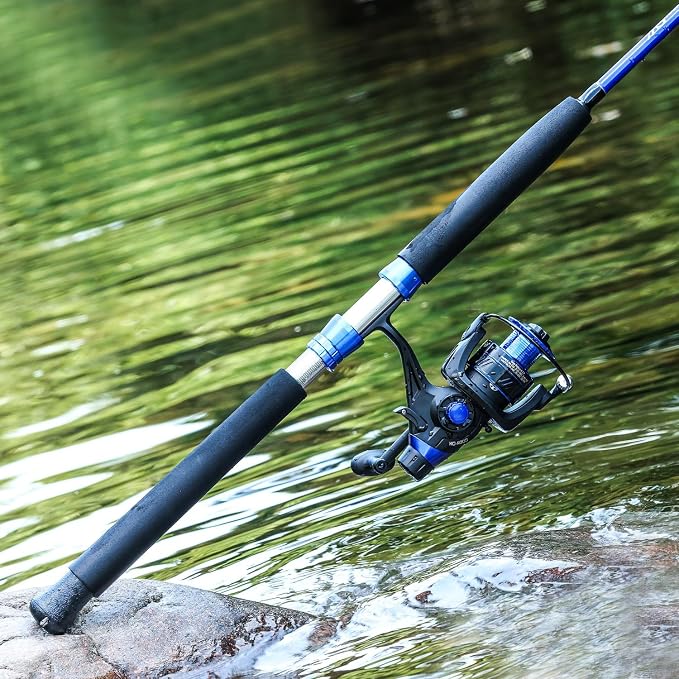 Sougayilang Catfish Fishing Rod Combo IM8 Carbon 2 Piece, MH Power Portable Travel Spinning Rod with 4000 Size Spinning Reel -7'0"