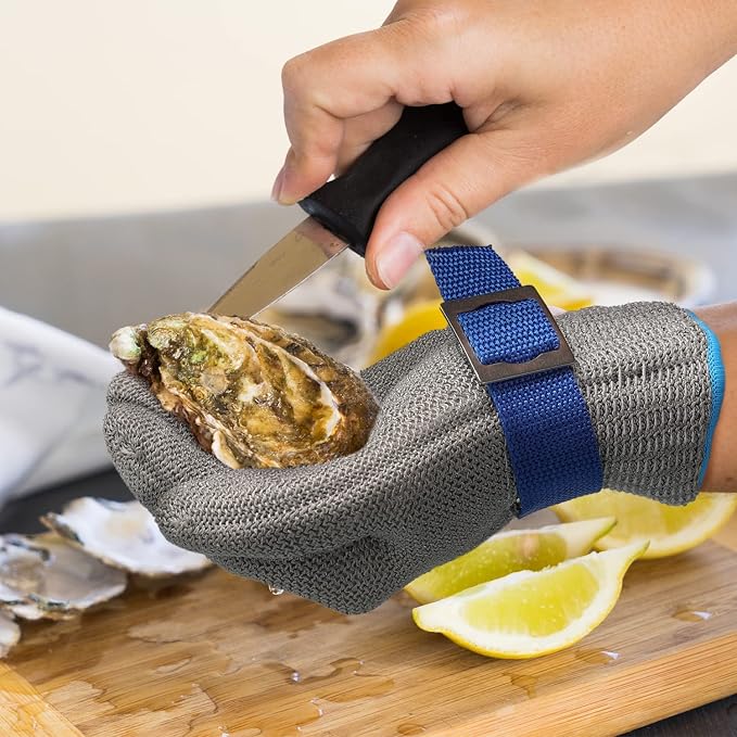 Schwer ANSI A9 Cut Resistant Glove, Food Grade Stainless Steel wire Mesh Metal Gloves, Knife Cutting Gloves for kitchen Mandoline Slicing Butcher Meat Cutting Oyster Shucking Fish Fillet（M, 1 PCS）