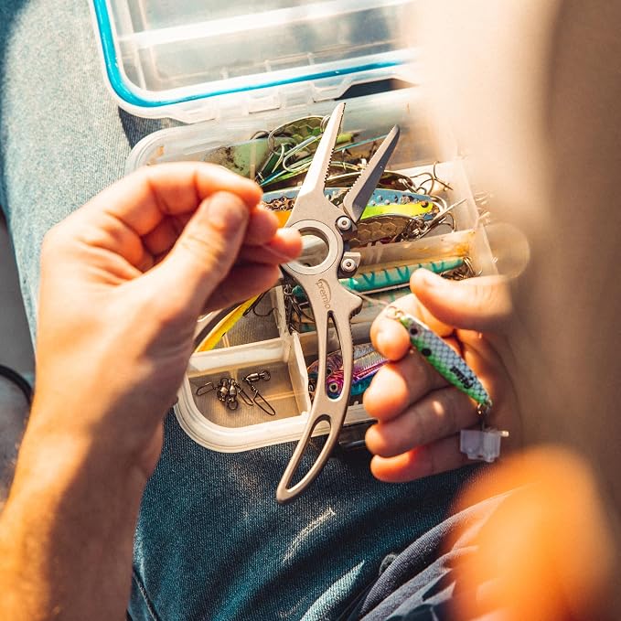 Gambler danco Premio Titanium Fishing Pliers, with Lanyard & Leather Sheath, Saltwater-Resistant Pliers for Offshore and Inshore Anglers, Multiple Sizes and Colors Available