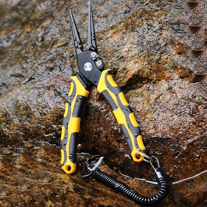 Sougayilang Fishing Pliers,Sheath and Lanyard Tungsten Carbide Cutters,420 Stainless Steel Fishing Tools,Saltwater Resistant Fishing Gear with Rubber Handle-7.5'' Split Ring Nose - Yellow